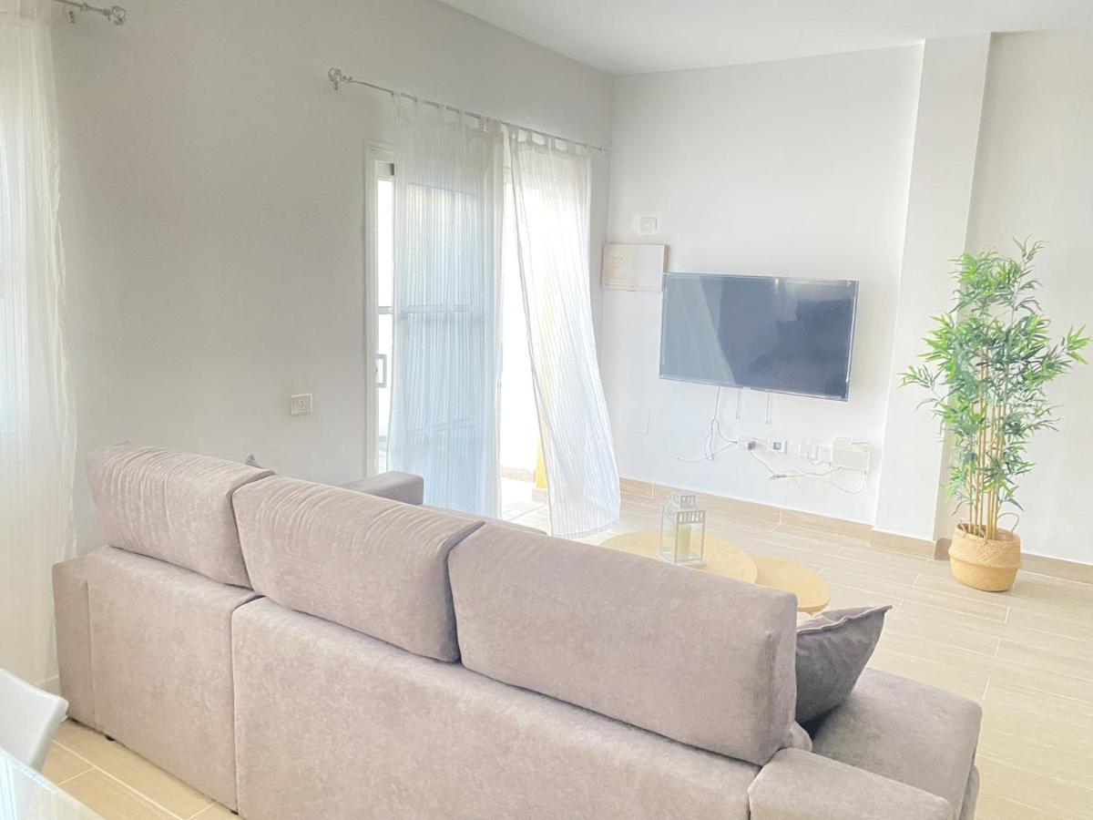 Homeforguest Two Bedroom Apartment With Pool And Terrace 科斯塔卡莱塔 外观 照片
